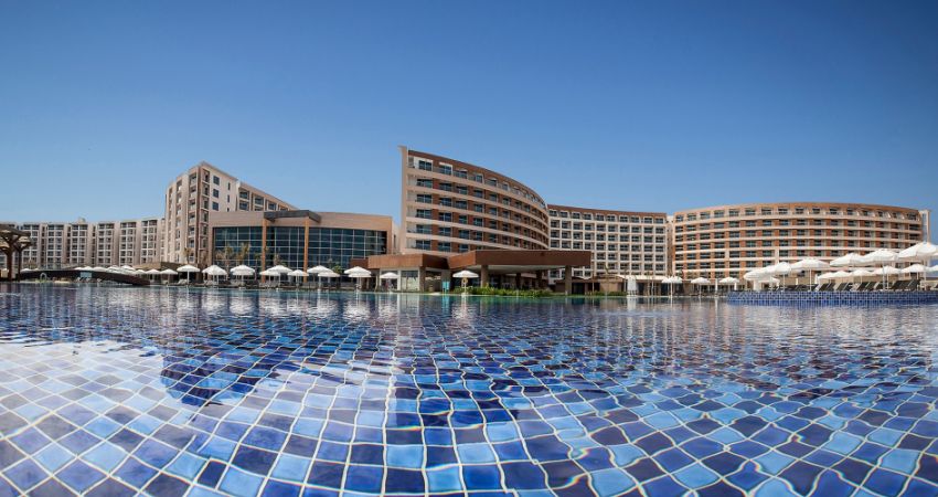Elexus Hotel Resort
