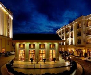 Rocks Hotel Resort